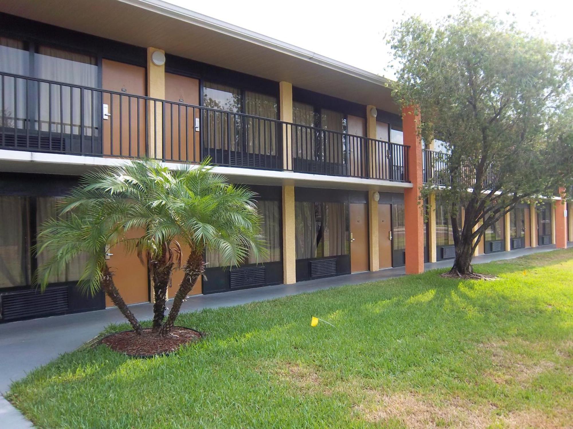 Americas Best Value Inn Florida Turnpike & I-95 Fort Pierce Esterno foto